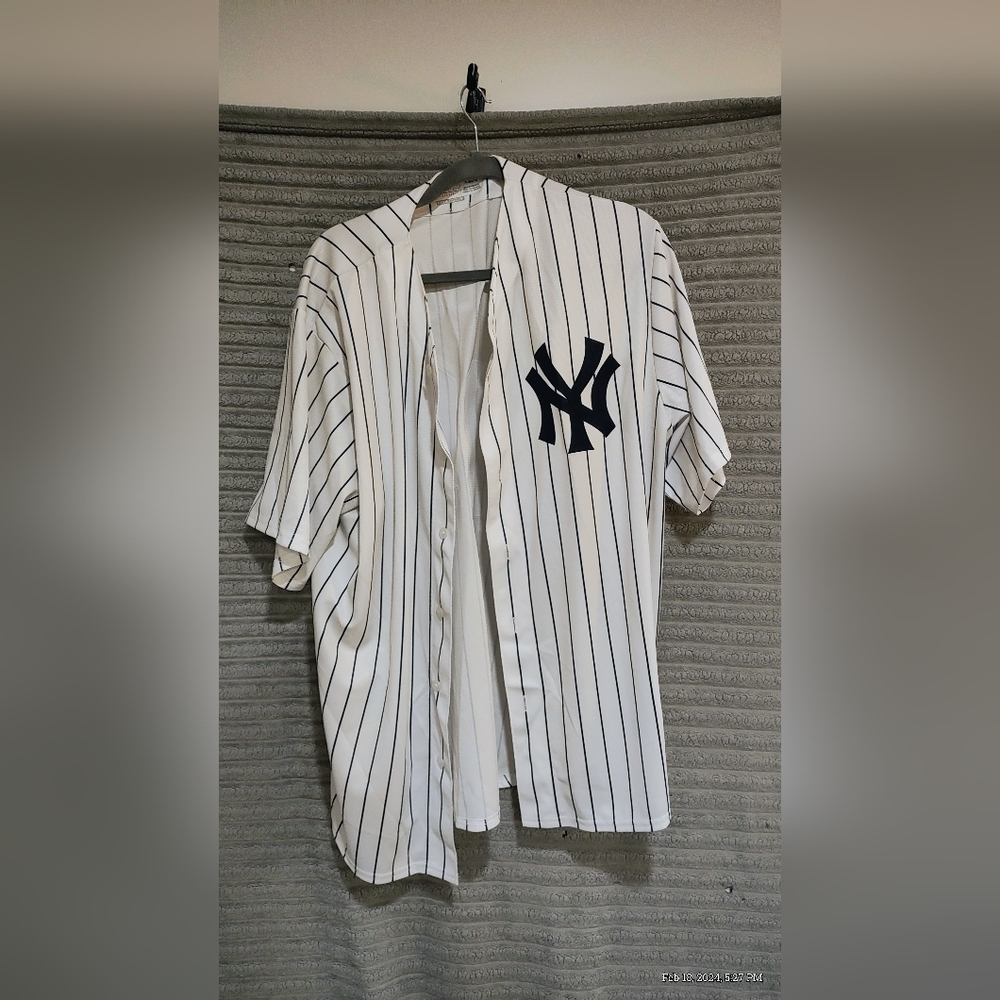 Judge jersey